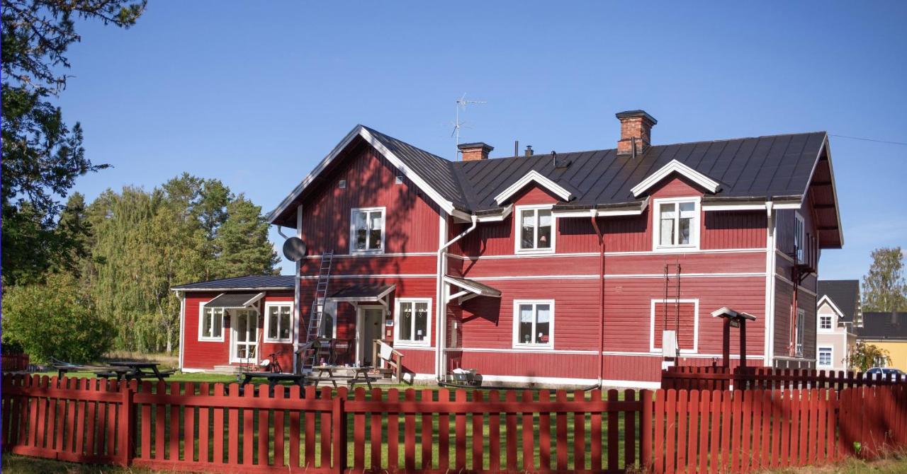 Furudals Vandrarhem Och Sjoecamping Buitenkant foto