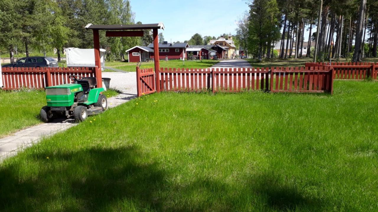 Furudals Vandrarhem Och Sjoecamping Buitenkant foto