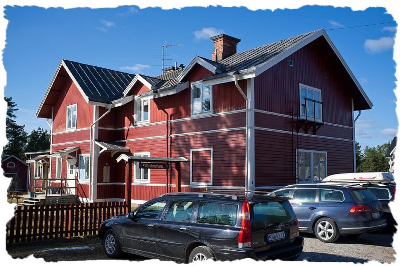 Furudals Vandrarhem Och Sjoecamping Buitenkant foto