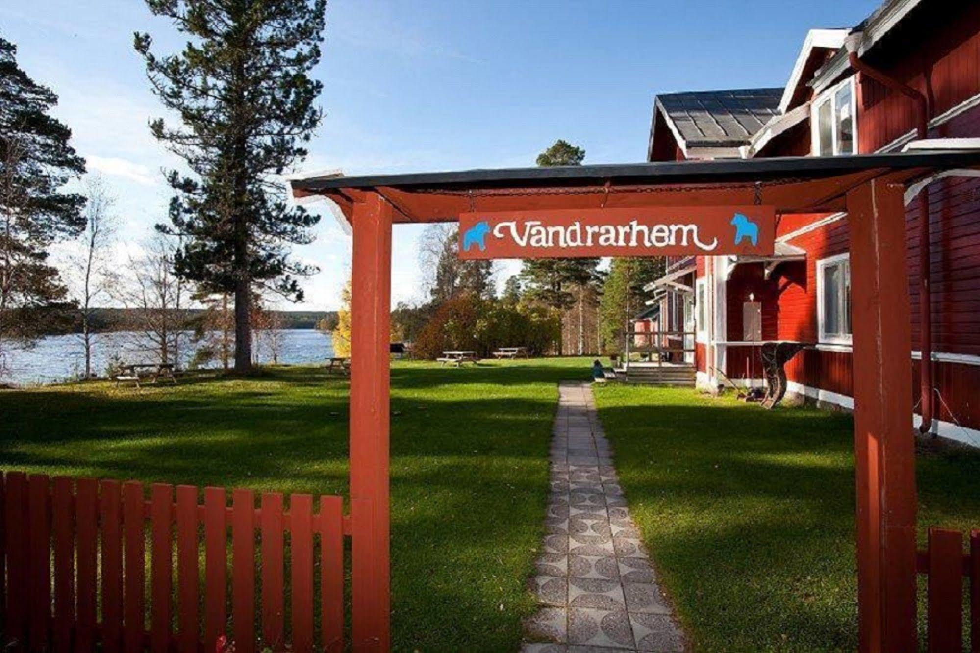 Furudals Vandrarhem Och Sjoecamping Buitenkant foto