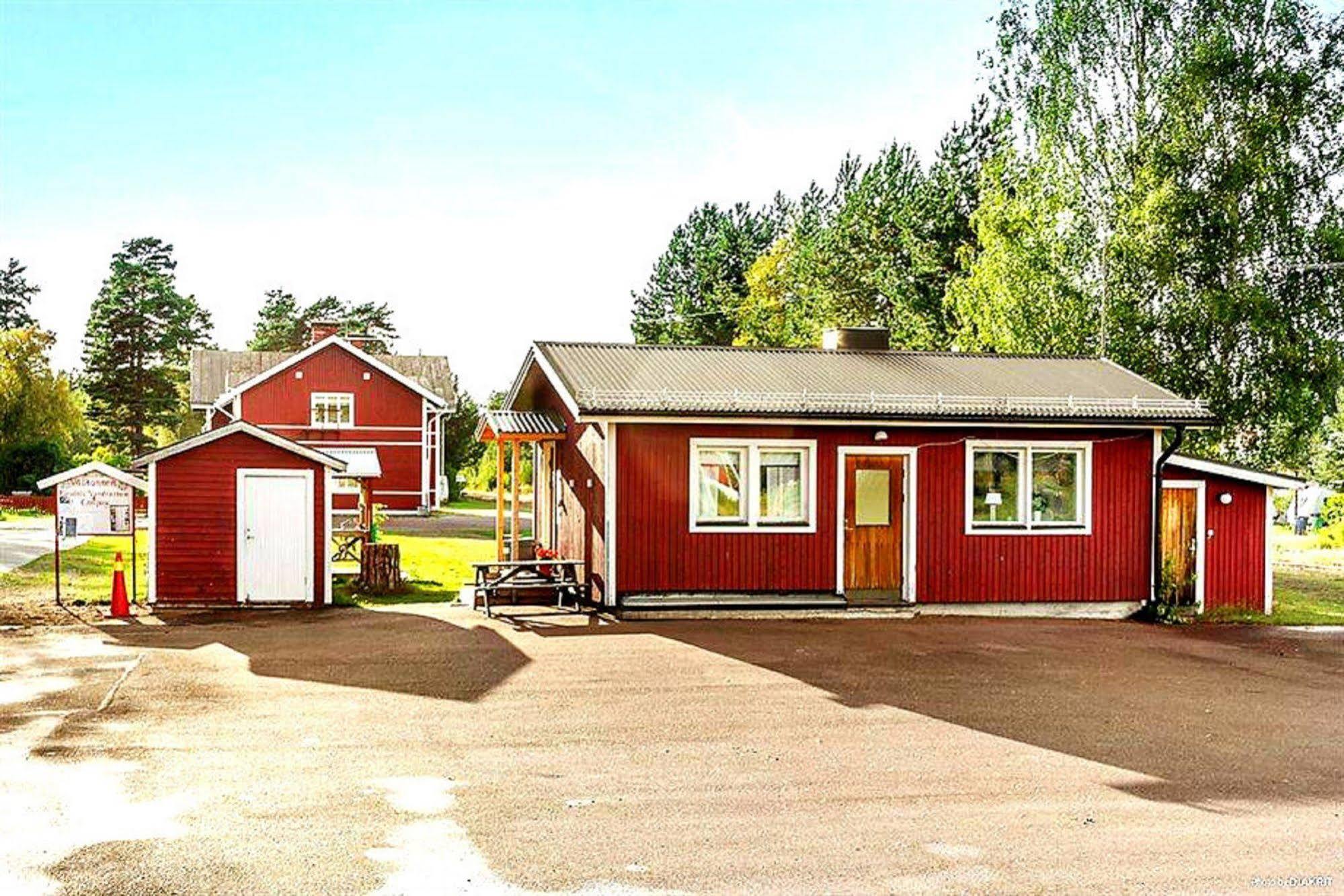 Furudals Vandrarhem Och Sjoecamping Buitenkant foto